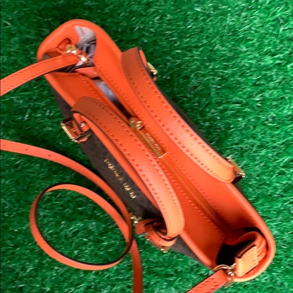 MICHAEL KORS JET SET TRAVEL XS CRYL TZ TOTE - Picture 12 of 16